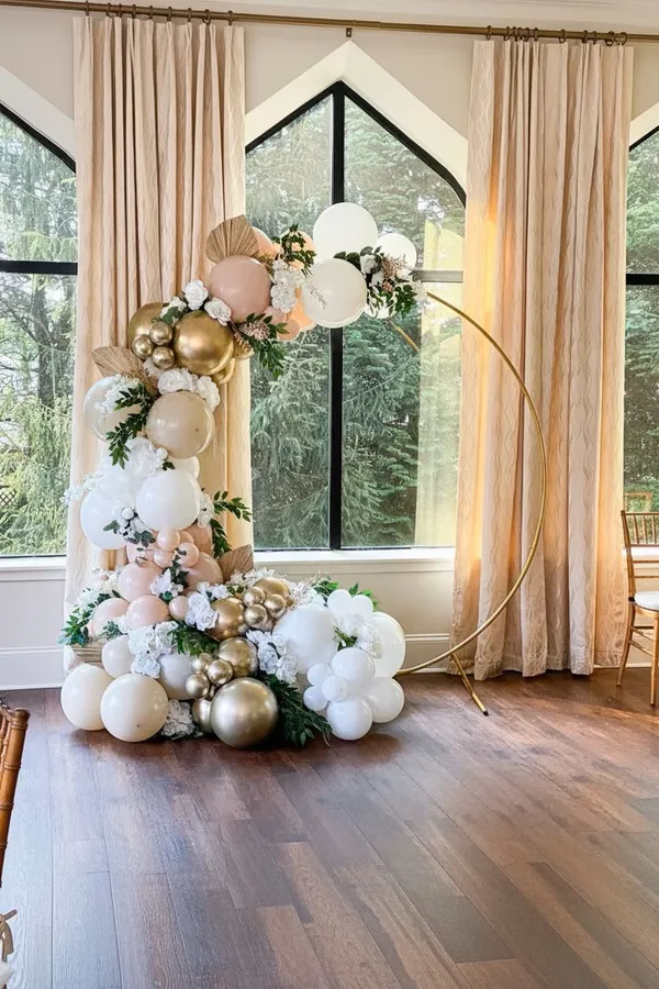 Bridal shower round arch